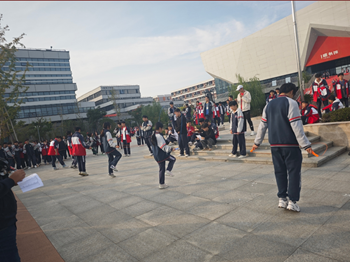 【数字信息学院】数字信息学院成功举办跳绳吉尼斯挑战赛活动