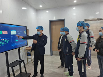 打造“透明厨房” 让食品安全“看得见”